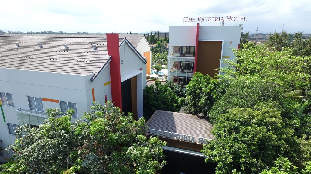 The Victoria Hotel Yogyakarta Exterior photo