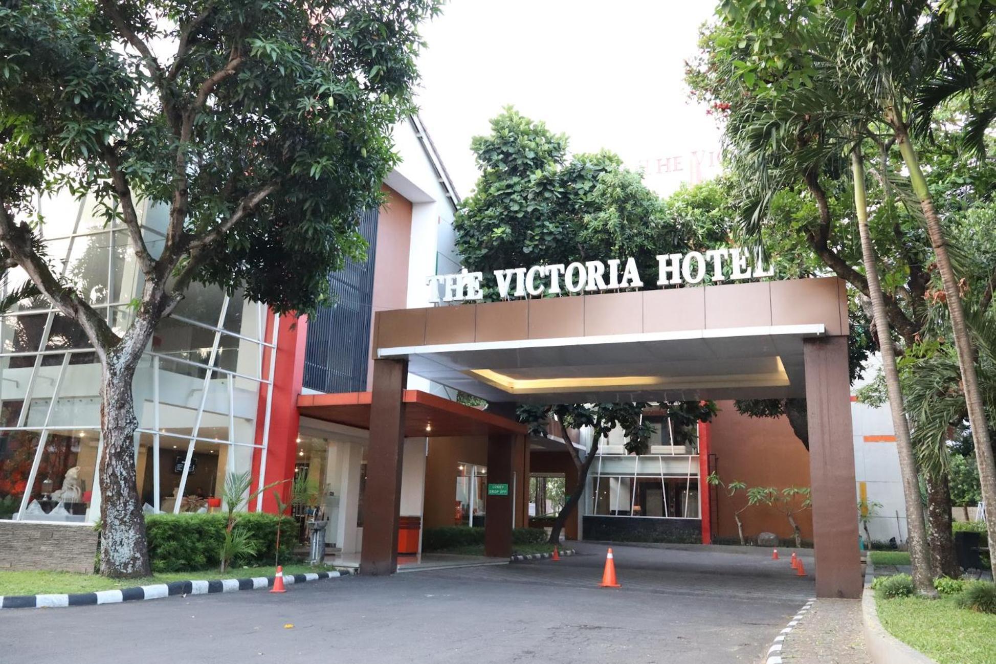 The Victoria Hotel Yogyakarta Exterior photo